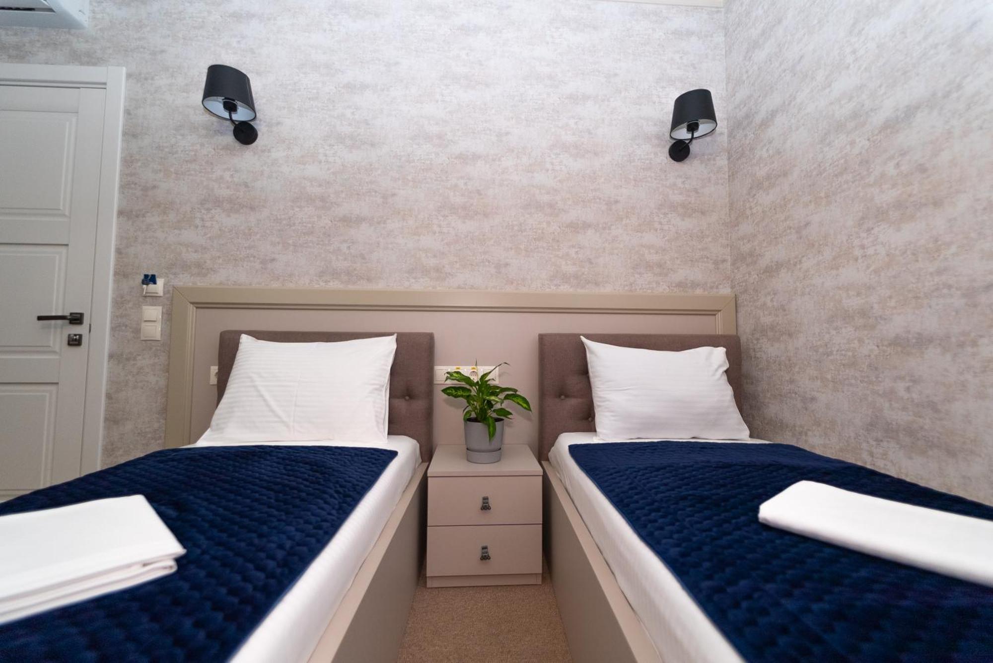Maner Hotel Odessa Dış mekan fotoğraf